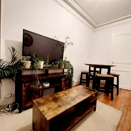Large, Charming Near Montparnasse Διαμέρισμα Παρίσι