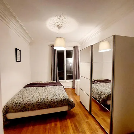 Large, Charming Near Montparnasse *