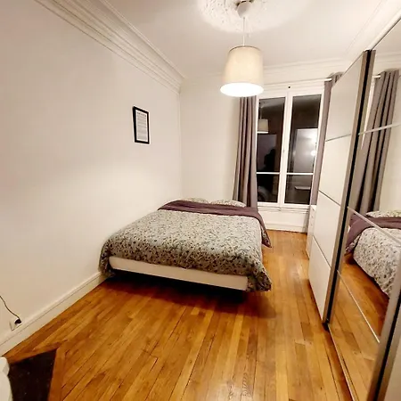 Large, Charming Near Montparnasse Παρίσι