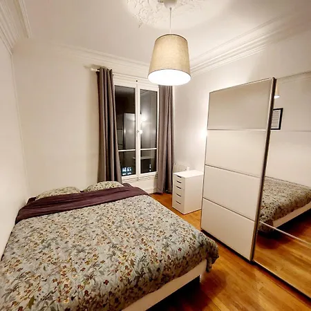 Large, Charming Near Montparnasse Διαμέρισμα *